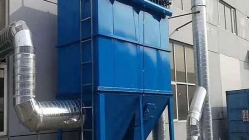 小型活性炭吸附箱：环保治理中的“吸附小能手”**